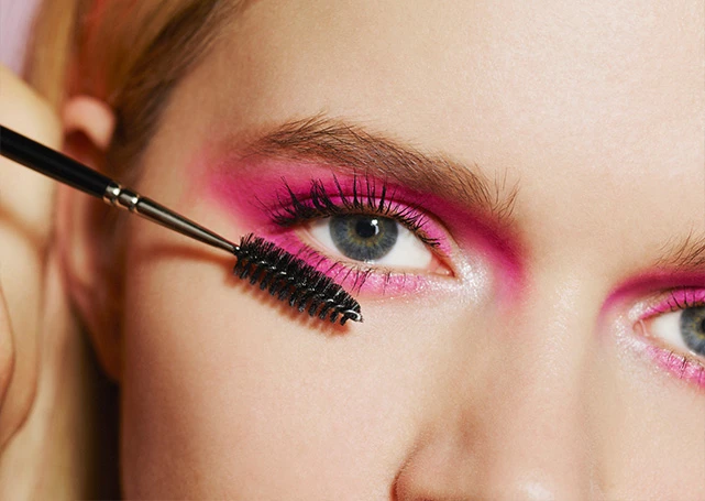 malowanie makijaż różowe powieki